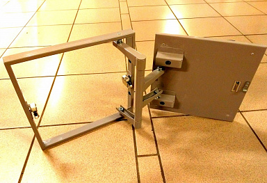 Бежевый противопожарный чердачный люк